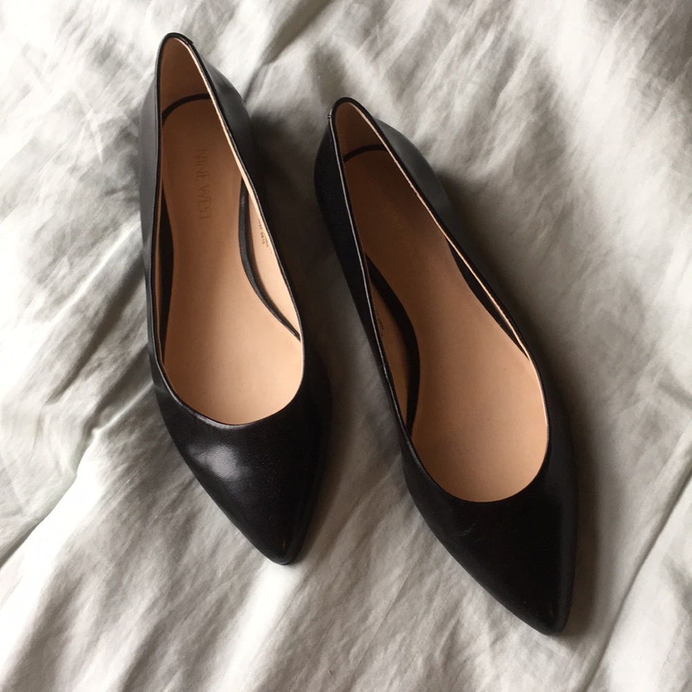 9 West black leather 7M Onlee Pointy Toe flats